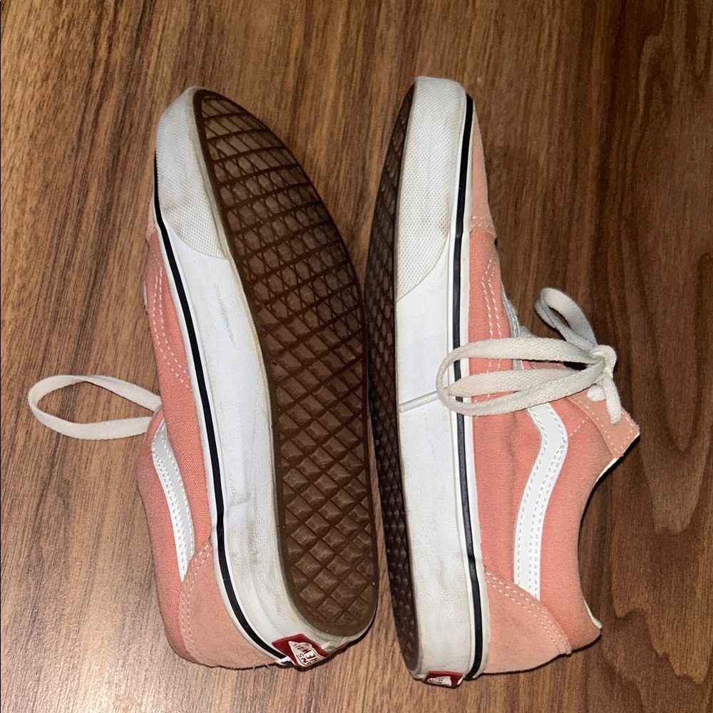 Vans Women's Coral Sneakers - Picture 3 of 5